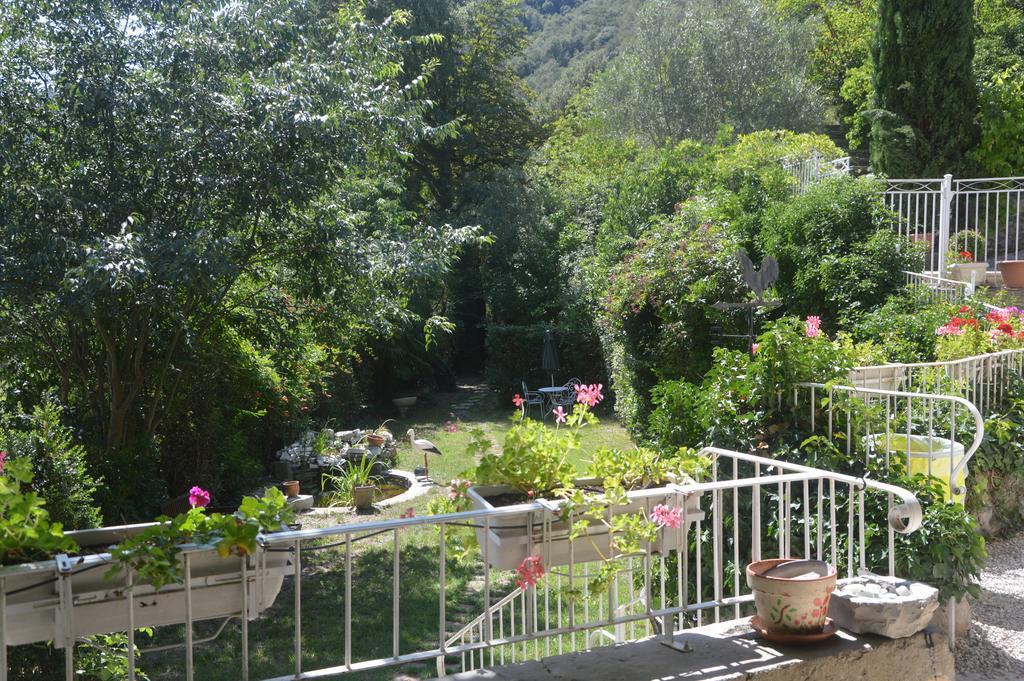 Domaine De La Carriere Bed & Breakfast Sumène Exterior foto