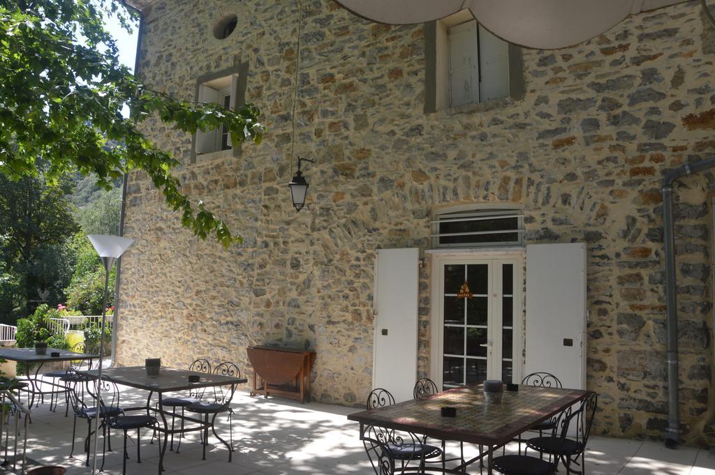 Domaine De La Carriere Bed & Breakfast Sumène Exterior foto